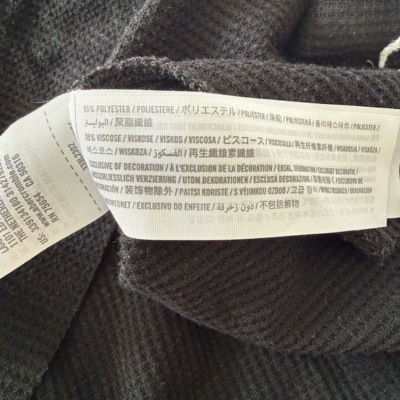 Hollister Boyfriend Waffle Knit Tee - Picture 7 of 7